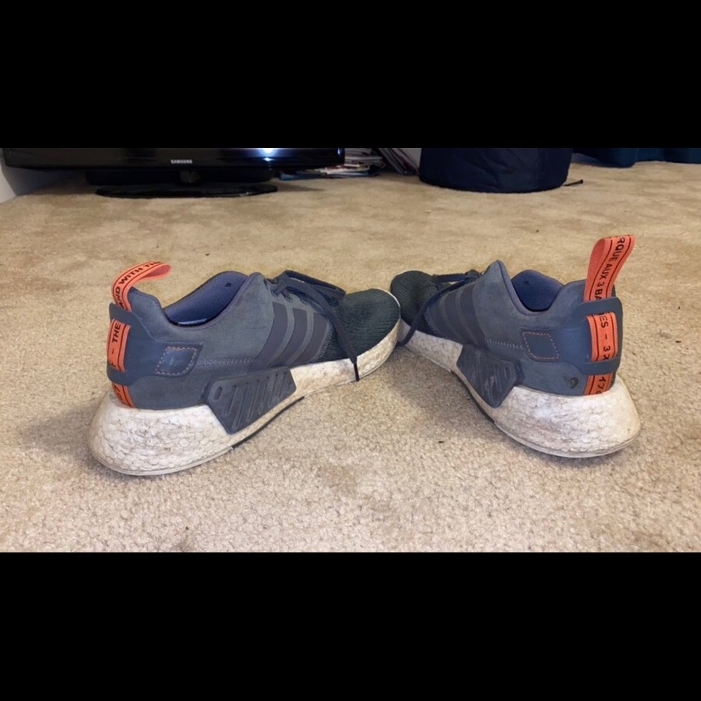 Shoes - Picture 4 of 4